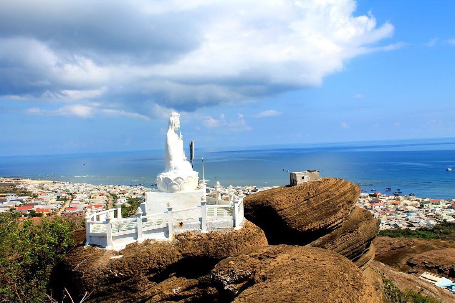 Hãy cùng Tàu Phú Qúy IsLand đi Đảo Phú Quý du lich – hình 17